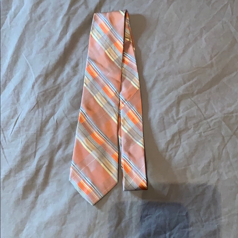 Silk neck tie